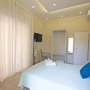 Camera con letto king size